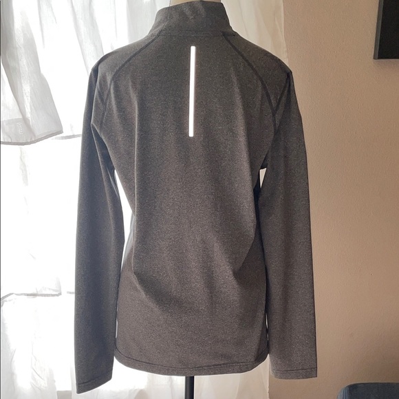 Reebok Charcoal Long Sleeve Top - Picture 3 of 4